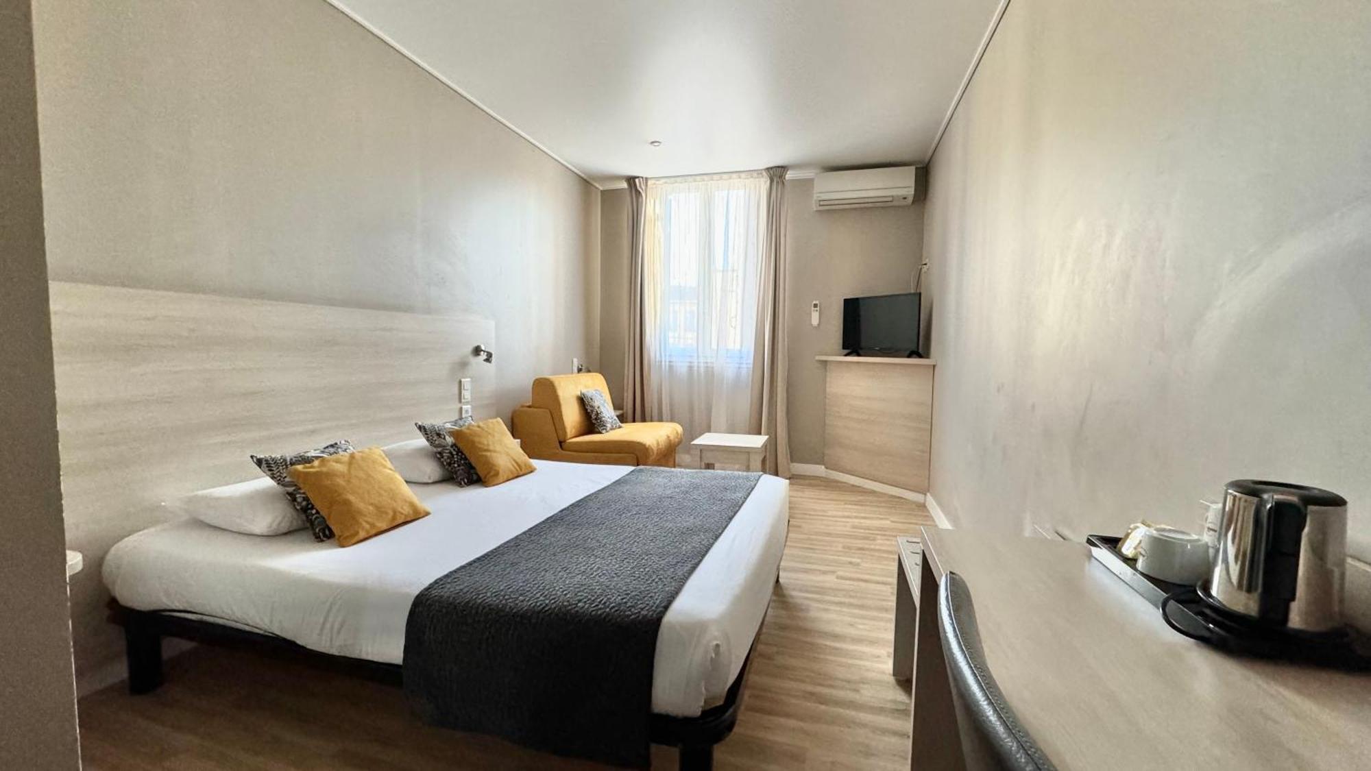Helvetique 3* Nizza