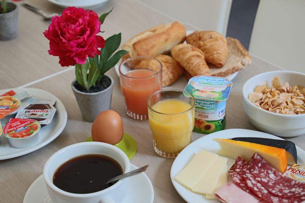 Helvétique Hotel 3*
