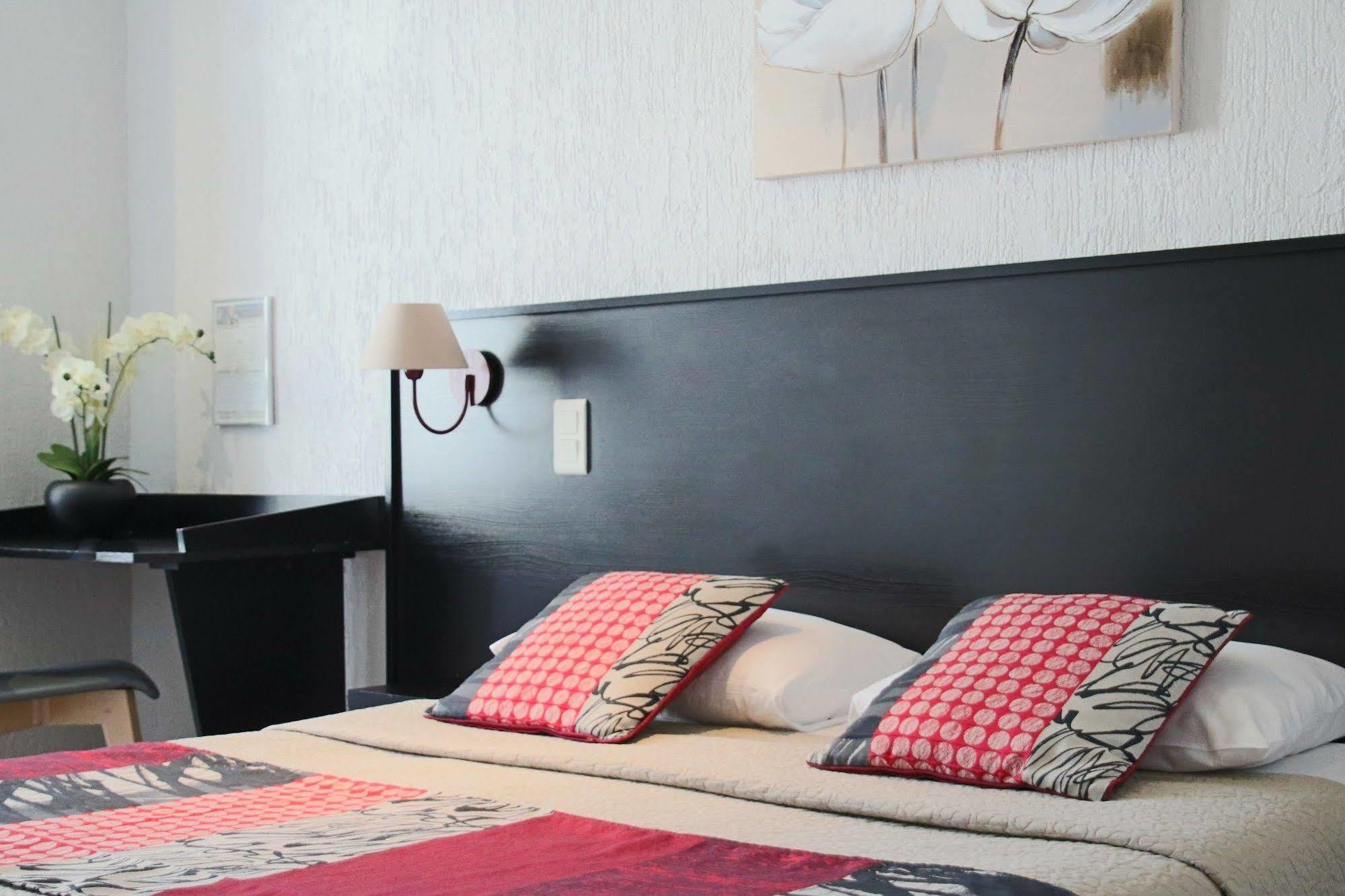 Hotel Helvétique Niza