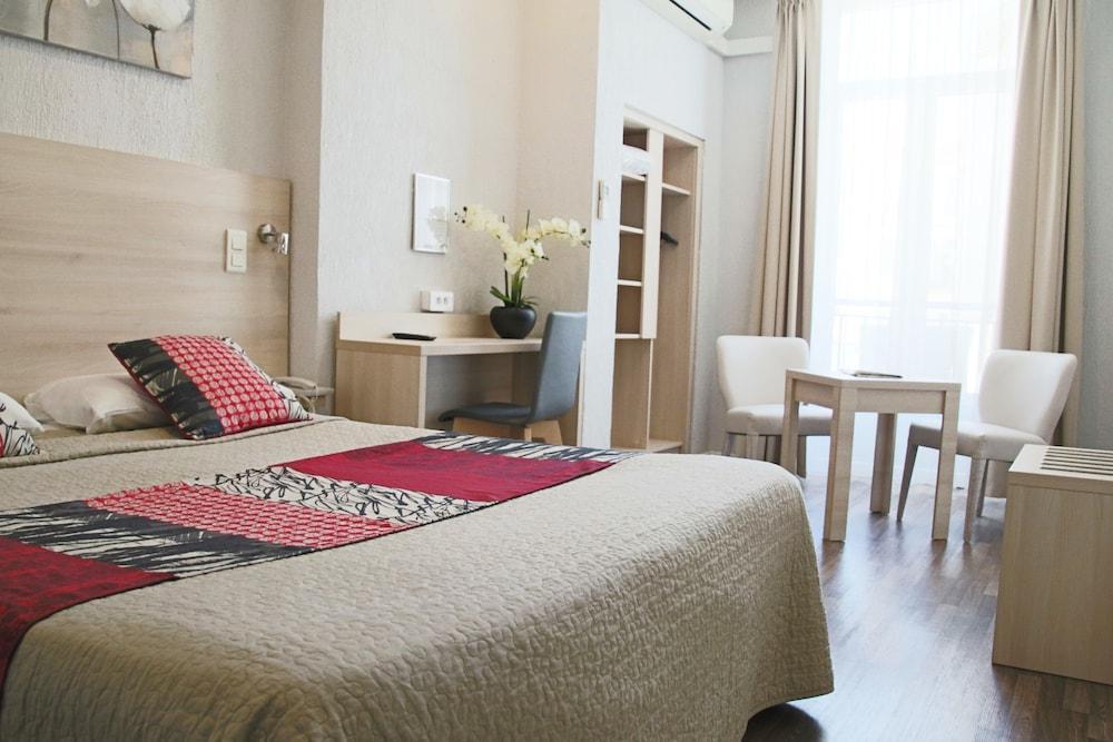 Hotel Helvétique 3*
