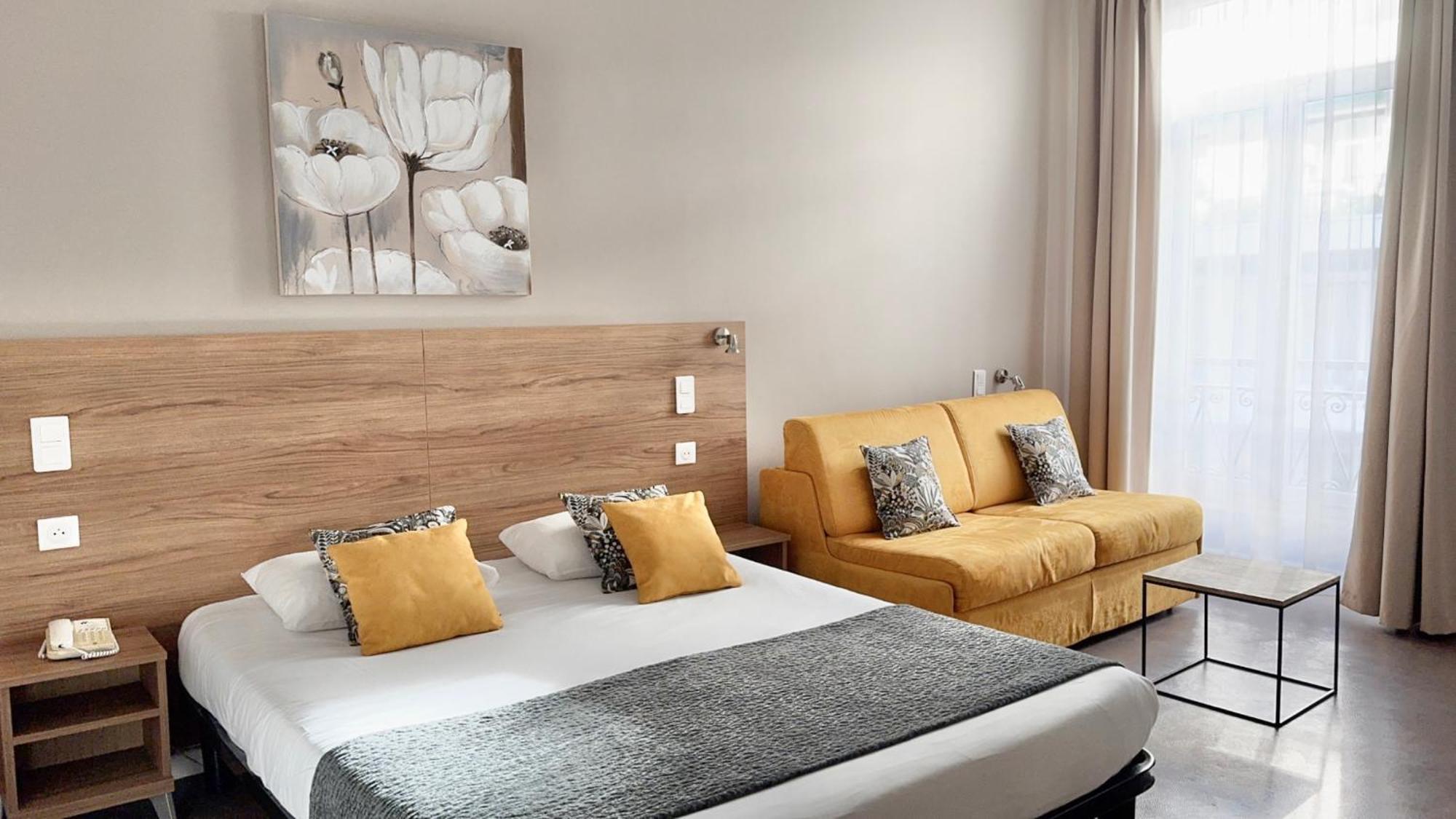 Helvétique Hotel