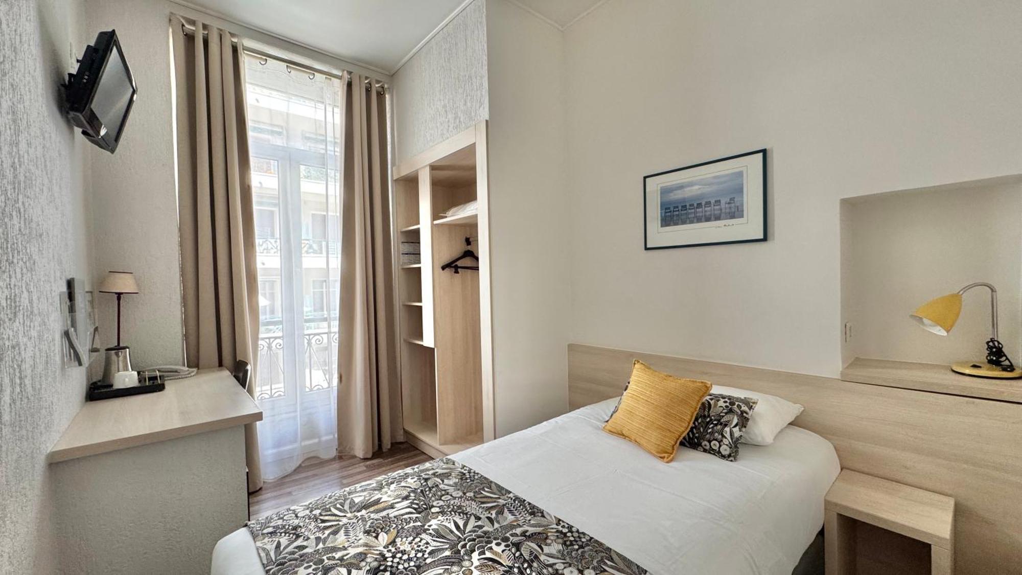 Hotel Helvétique 3*
